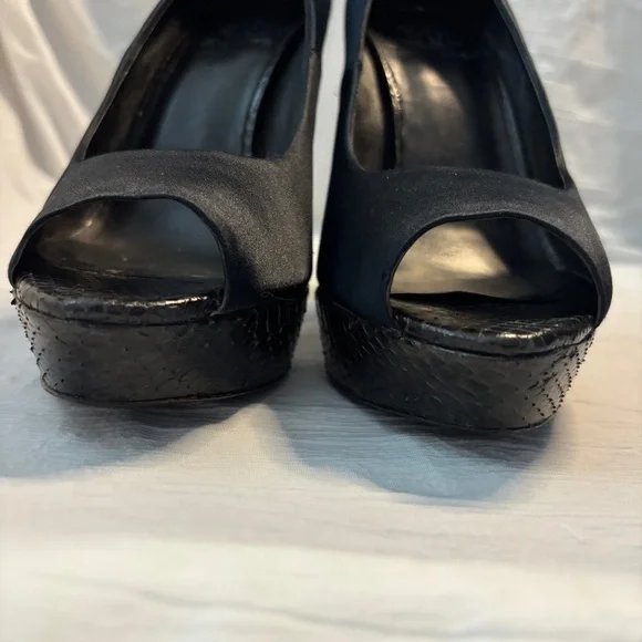 Tory Burch Peep Toe Heels + Dust Bag 6.5 Black - Picture 10 of 16